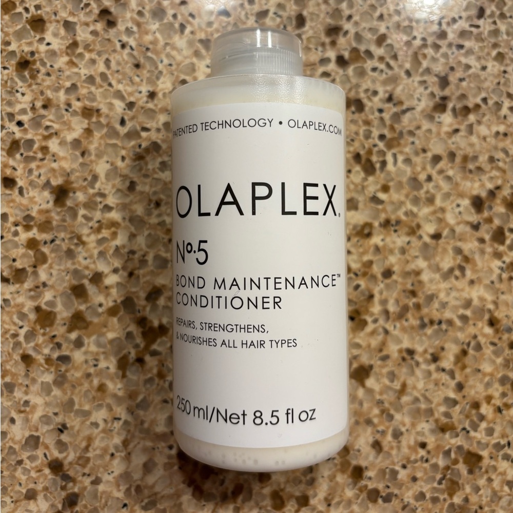 OLAPLEX Bond Maintenance Conditioner No. 5